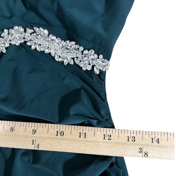 Y2K Morgan & Co. Emerald Green Draped Neck Dark‎ Romance Formal Gown Size 3 - Picture 9 of 9